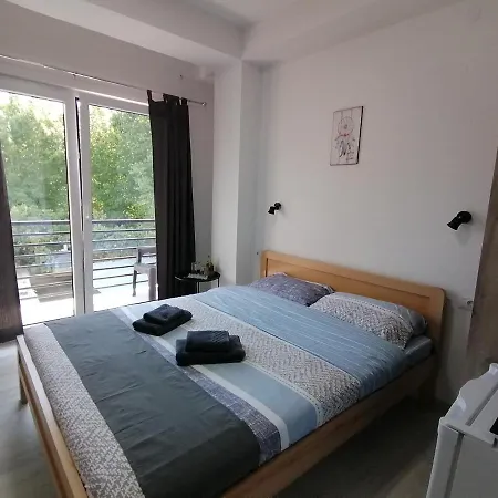 Natali 4*